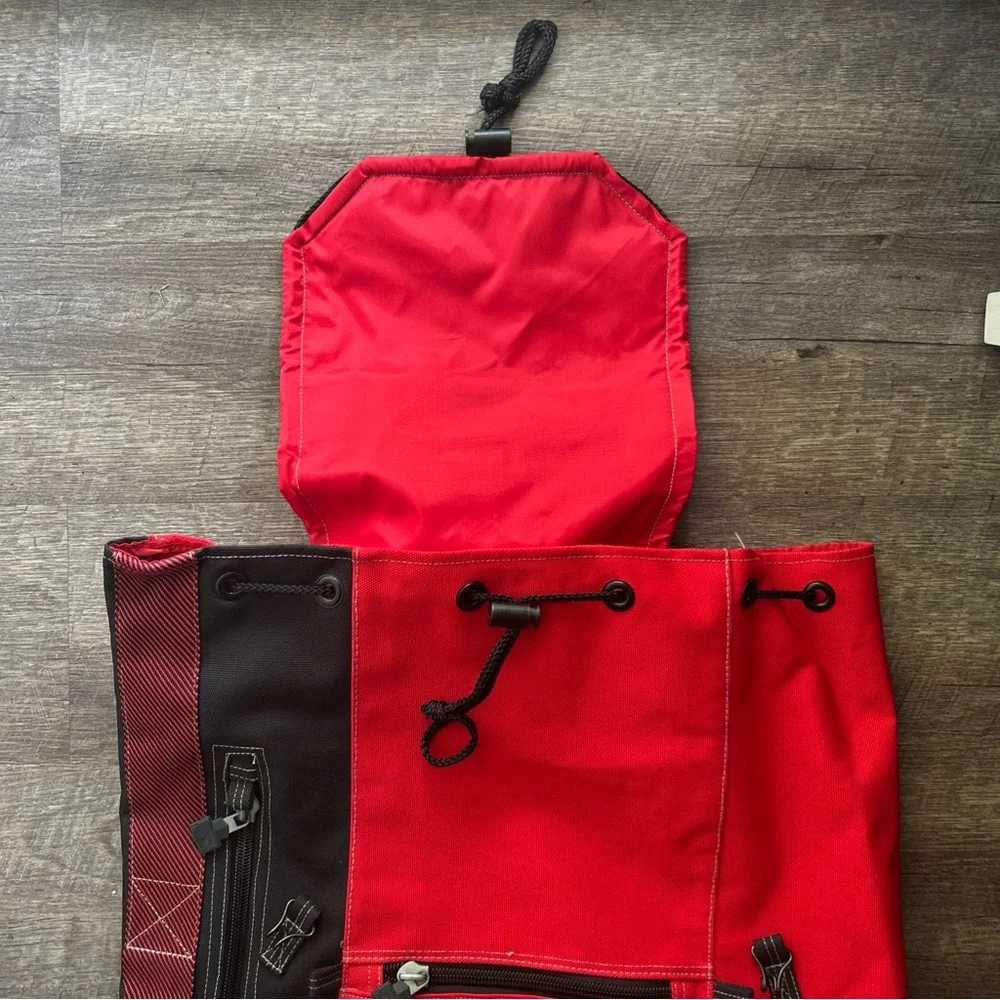 VTG 90s Marlboro UnlimitedDrawstringRed Duffel ShoulderWaterproof Backpack Large
